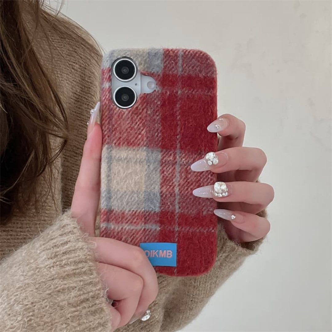 Retro Plaid Soft Fuzzy Warm Ph - огляд і ціна Phone Cases Iphone 13