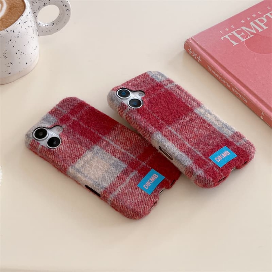 Retro Plaid Soft Fuzzy Warm Ph - огляд і ціна Phone Cases Iphone 13
