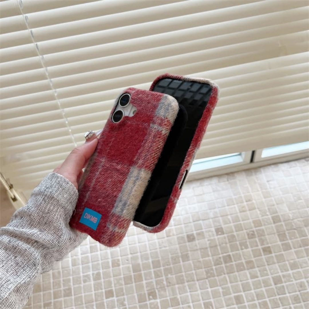 Retro Plaid Soft Fuzzy Warm Ph - огляд і ціна Phone Cases Iphone 13